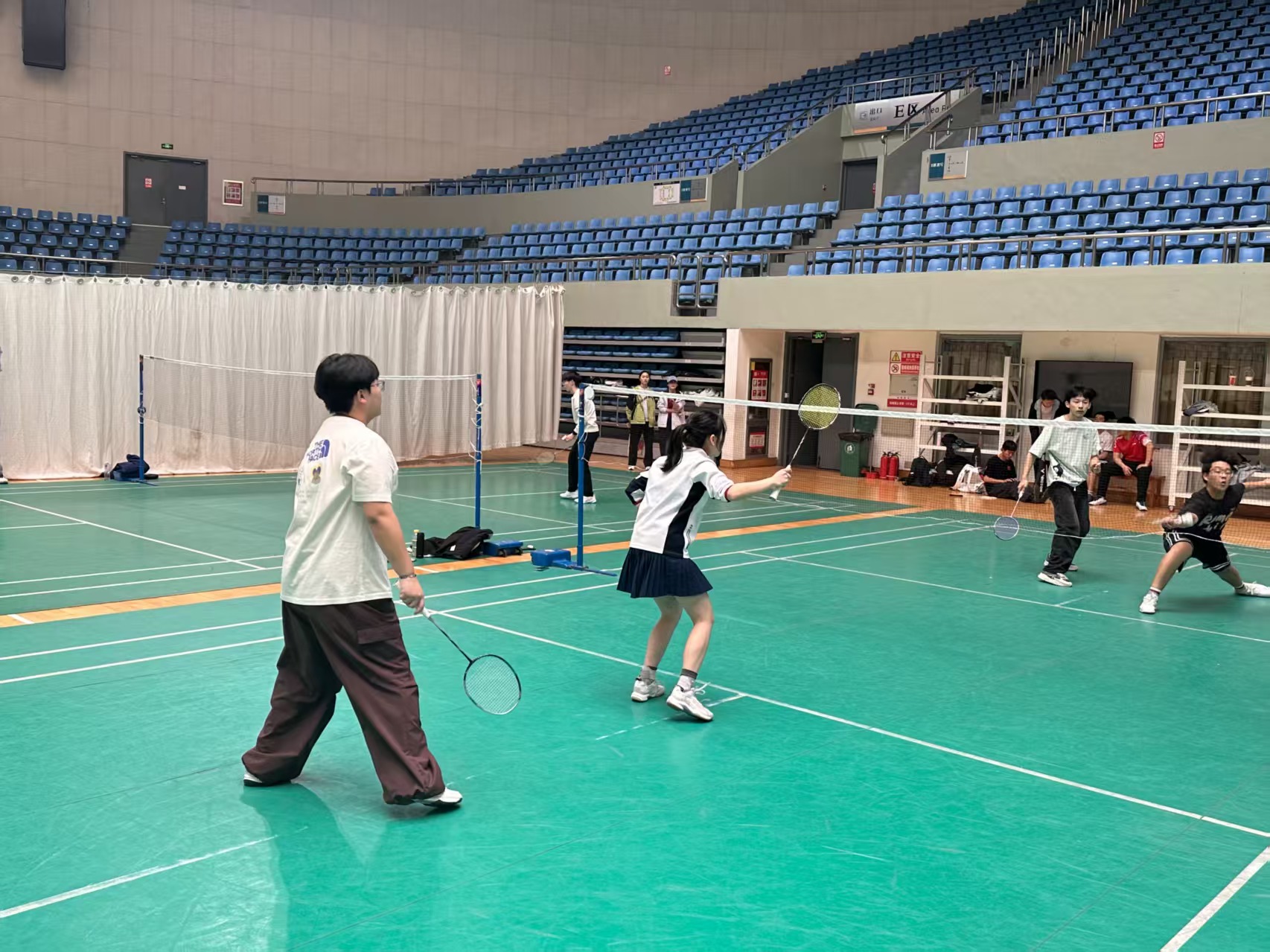 ����ѧԺ�ٰ조�ȷ汭����ë�����